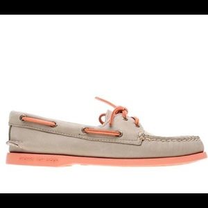 Authentic Original 2-Eye Sperry Boat Shoe